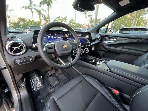 New 2026 Chevrolet Blazer EV LT image 10