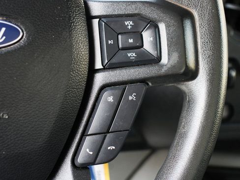 Used 2023 Ford E-450 and Econoline 450 Super Duty w/ Power Windows & Locks Group RWD image 28