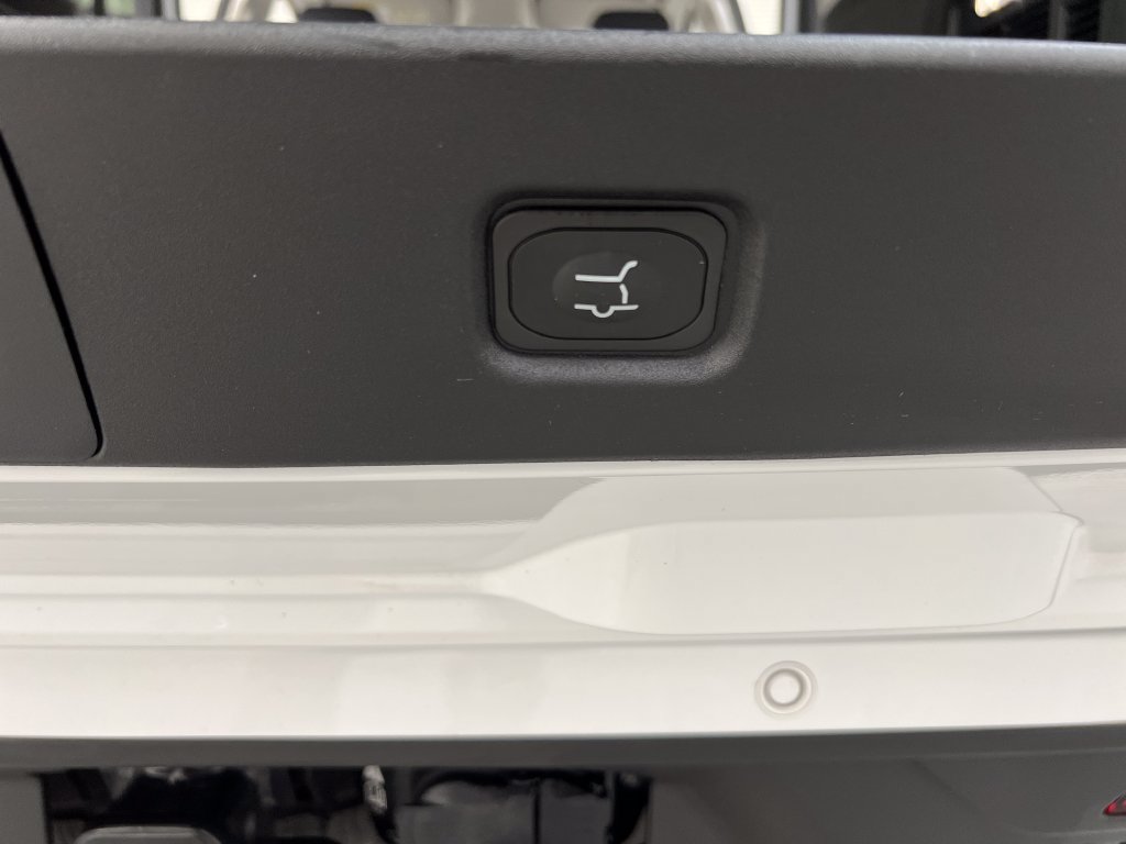 Used 2025 Ford Expedition Active RWD image 55