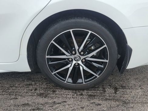 Used 2023 Toyota Camry SE image 5