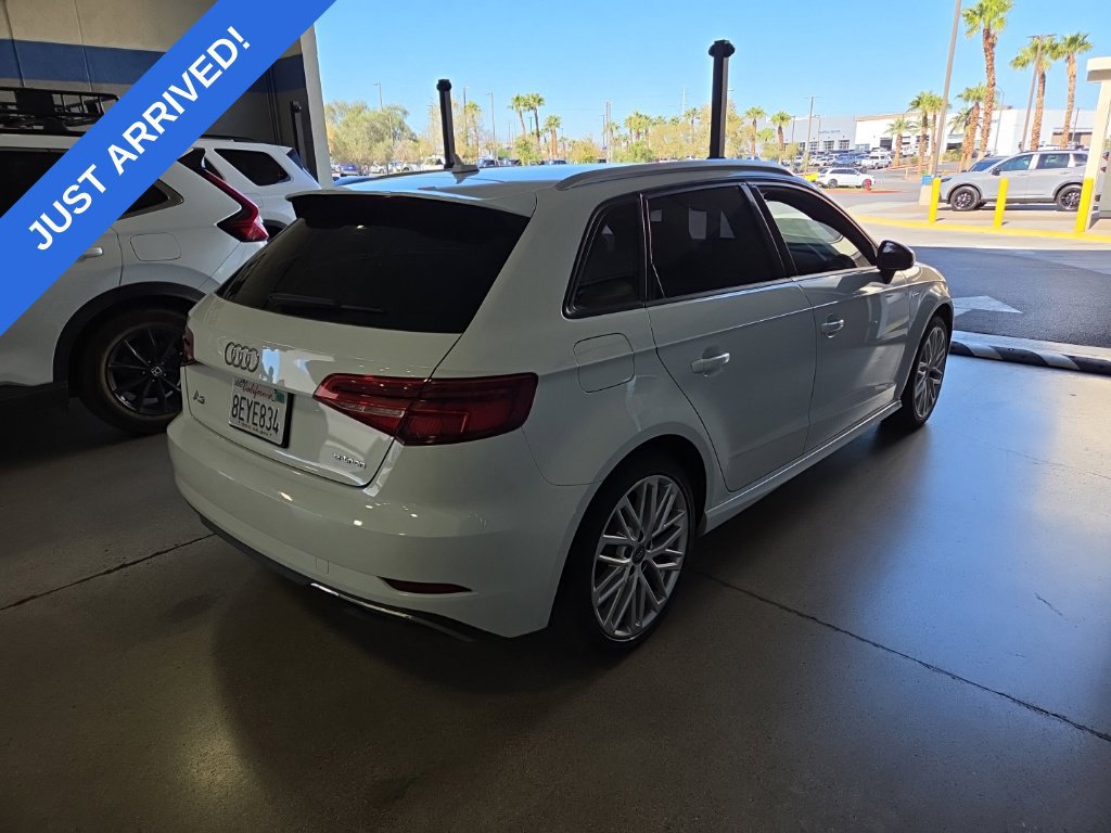 Used 2018 Audi A3 e-tron Premium w/ Sport Package FWD image 3