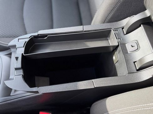 Used 2021 GMC Terrain SLE w/ Driver Convenience Package image 15