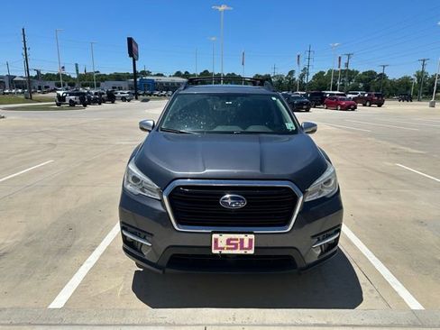 Used 2022 Subaru Ascent Touring AWD/4WD image 1