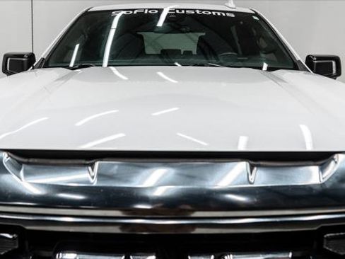 Used 2023 GMC Sierra 1500 AT4 image 29