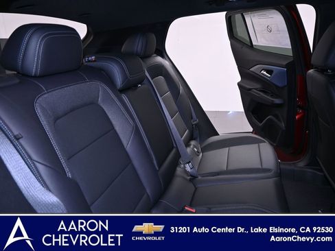 New 2026 Chevrolet Equinox EV LT image 25