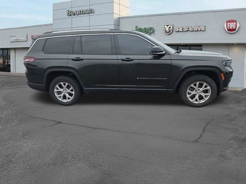 Used 2022 Jeep Grand Cherokee L Limited AWD/4WD image 6