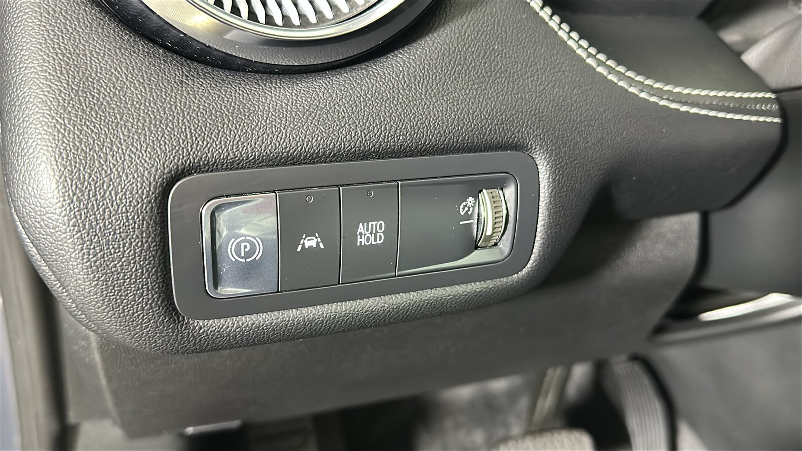 Used 2024 Chevrolet Blazer EV LT AWD/4WD image 24