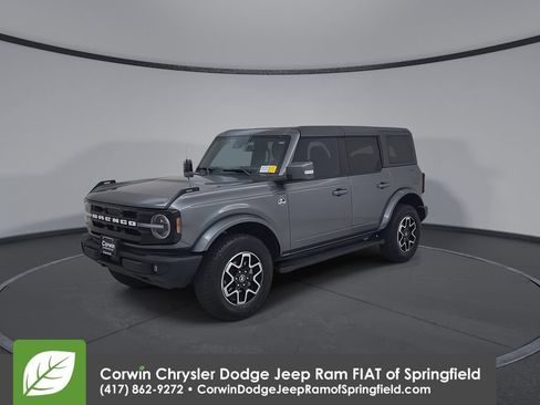 Used 2024 Ford Bronco Outer Banks AWD/4WD image 7