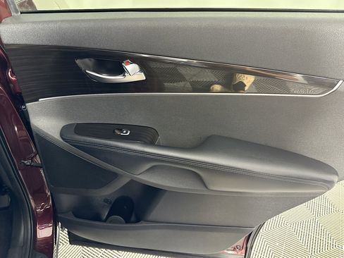Used 2020 Kia Sorento EX image 27