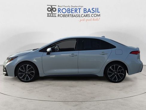 Used 2021 Toyota Corolla SE w/ Carpet Mat Package (TMS) image 2