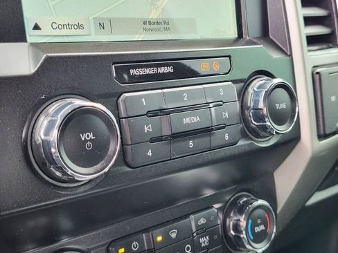 Used 2019 Ford F250 Lariat w/ Lariat Ultimate Package AWD/4WD image 26