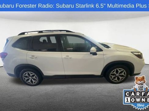 Used 2020 Subaru Forester Premium image 10