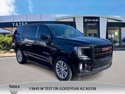 Used 2023 GMC Yukon SLT w/ SLT Luxury Package