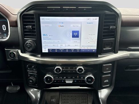 Used 2023 Ford F150 Lariat w/ Equipment Group 502A High AWD/4WD image 27