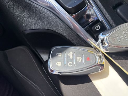 Used 2017 Chevrolet Camaro SS image 25