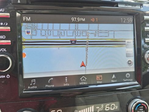 Used 2017 Nissan Murano SL FWD image 13