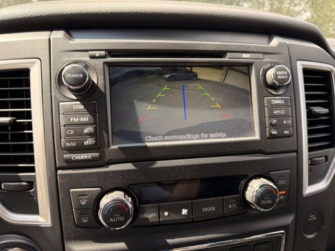 Used 2018 Nissan Titan SL w/ Midnight Edition image 22