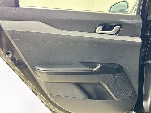 Used 2023 Kia K5 LXS image 17