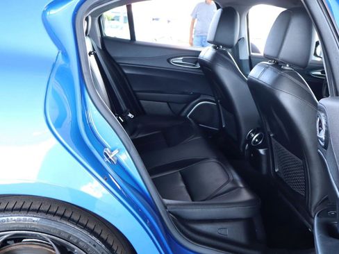 Used 2018 Alfa Romeo Giulia RWD image 29