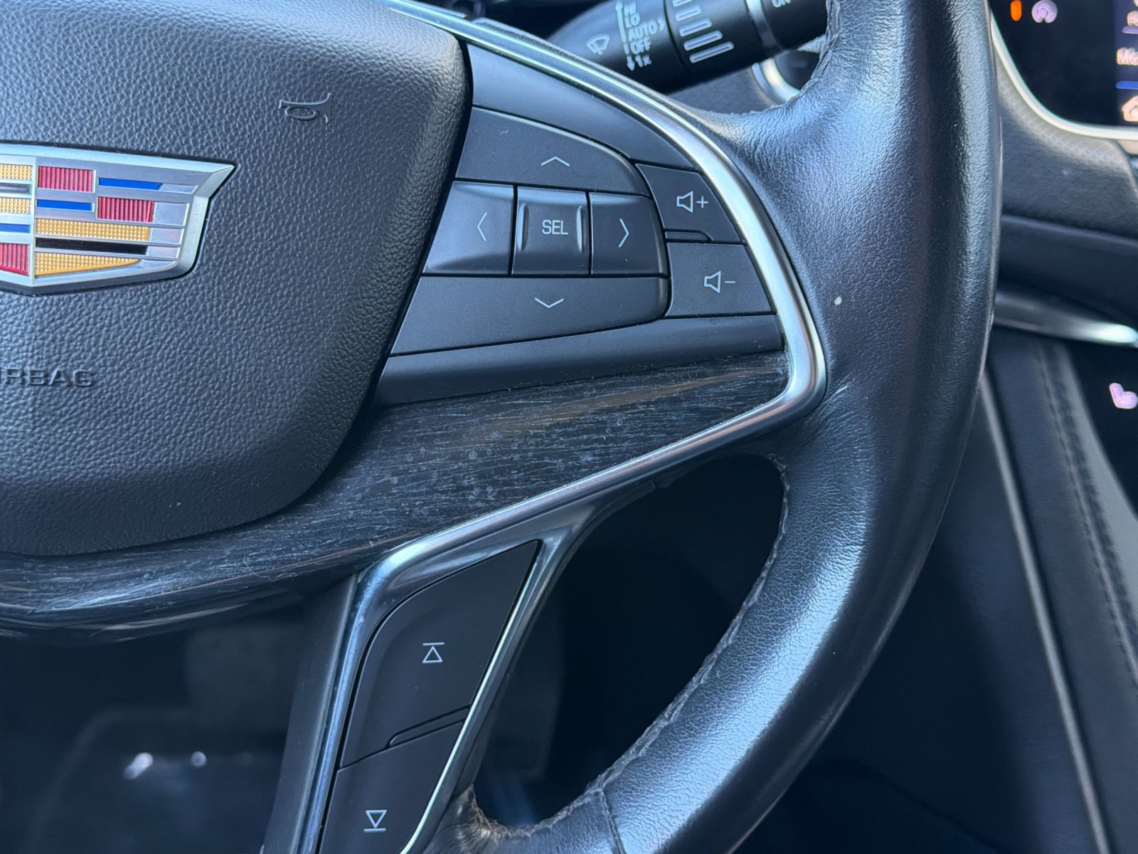 Used 2023 Cadillac XT5 Premium Luxury AWD/4WD image 28