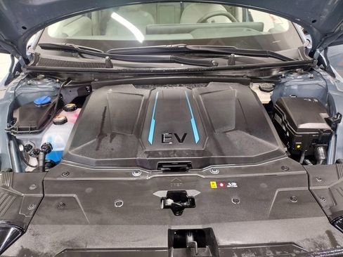 Certified 2024 Hyundai Ioniq 5 Limited image 10