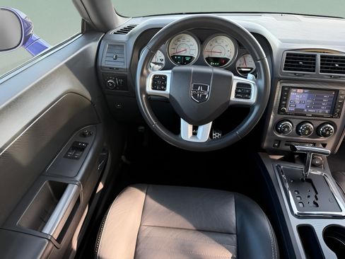 Used 2013 Dodge Challenger R/T RWD image 12