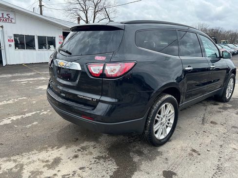 Used 2015 Chevrolet Traverse LT w/ Style and Technology Package image 4