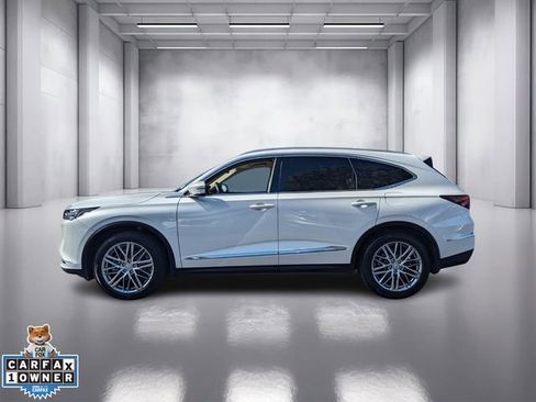 Used 2022 Acura MDX SH-AWD w/ Advance Package image 2