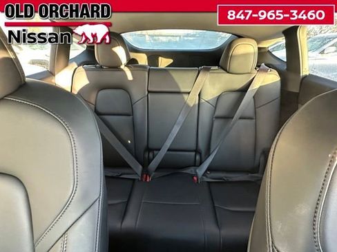 Used 2023 Tesla Model Y Performance image 11