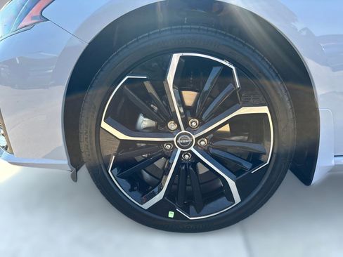 New 2025 Nissan Altima 2.5 SR w/ SR Premium Package image 12