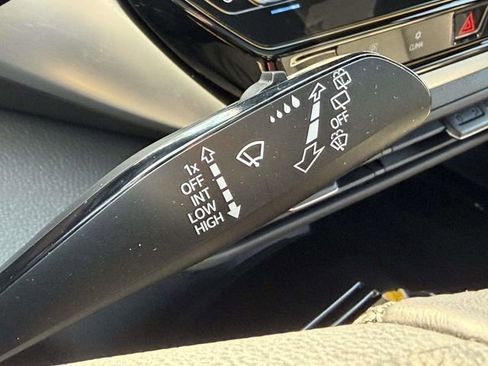 Used 2022 Volkswagen ID.4 Pro S image 21