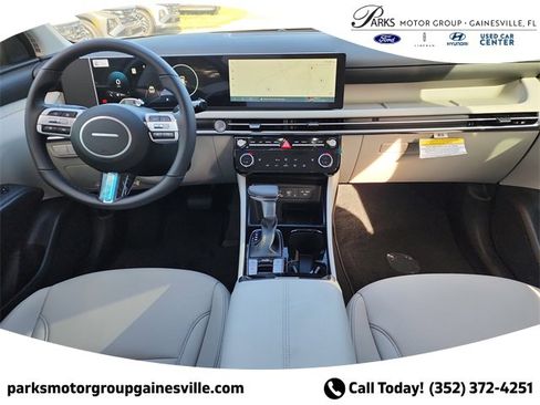 New 2025 Hyundai Tucson SEL image 9