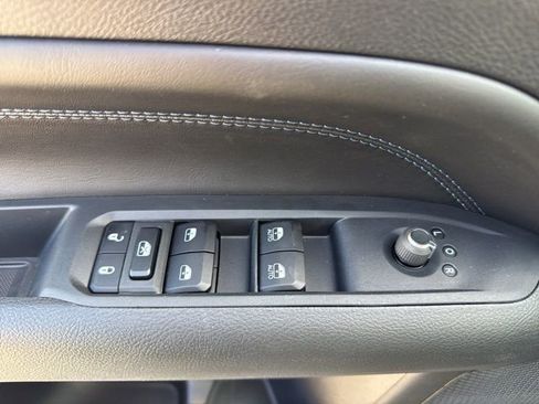 New 2026 Jeep Compass Latitude image 9