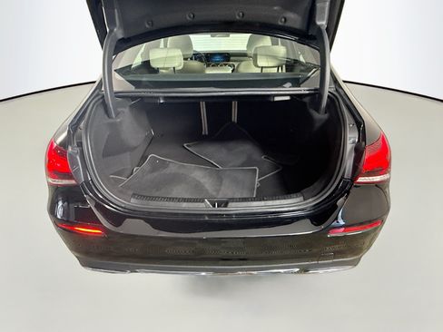 Used 2022 Mercedes-Benz A 220 image 35