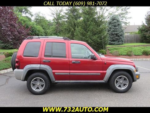 Used 2006 Jeep Liberty Renegade image 4