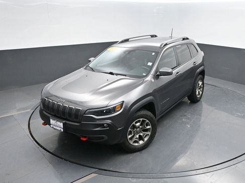 Used 2021 Jeep Cherokee Trailhawk image 32