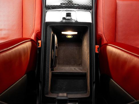 Used 2021 Rolls-Royce Cullinan Black Badge image 35