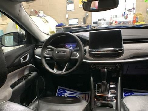 Used 2022 Jeep Compass Latitude w/ Convenience Group image 18