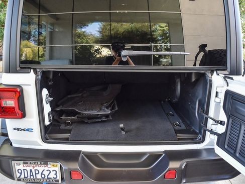 Used 2023 Jeep Wrangler Unlimited Rubicon 4xe w/ Cold Weather Group image 24