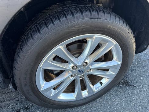 Used 2018 Ford Explorer Limited FWD image 12