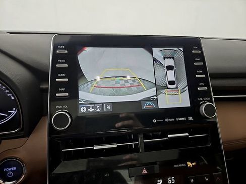 Used 2019 Toyota Avalon Limited w/ Advanced Safety Package FWD image 19
