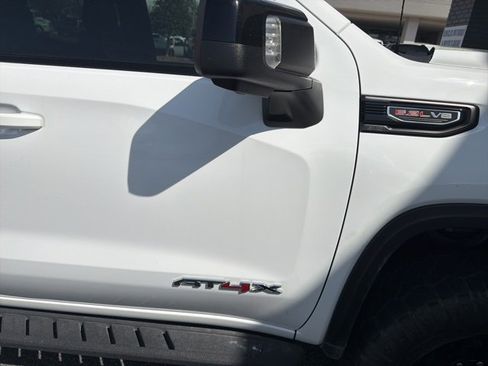 Used 2023 GMC Sierra 1500 AT4X image 15