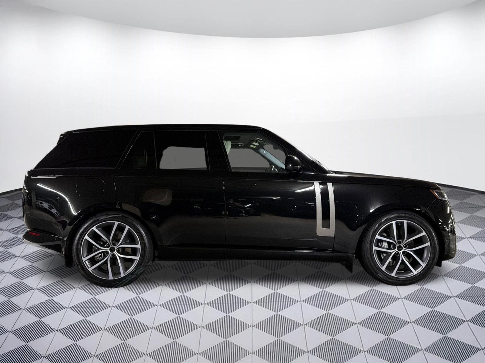 New 2026 Land Rover Range Rover SE AWD/4WD image 7