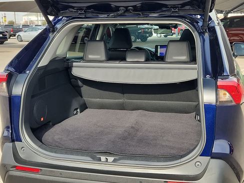 Used 2024 Toyota RAV4 XLE Premium image 23