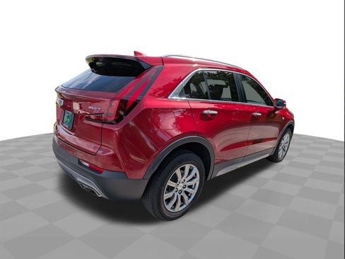 Certified 2020 Cadillac XT4 Premium Luxury w/ Enhanced Visibility Package FWD image 4