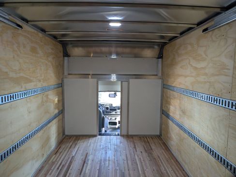 New 2027 Ford E-350 and Econoline 350 Super Duty w/ Power Equipment Group RWD image 22