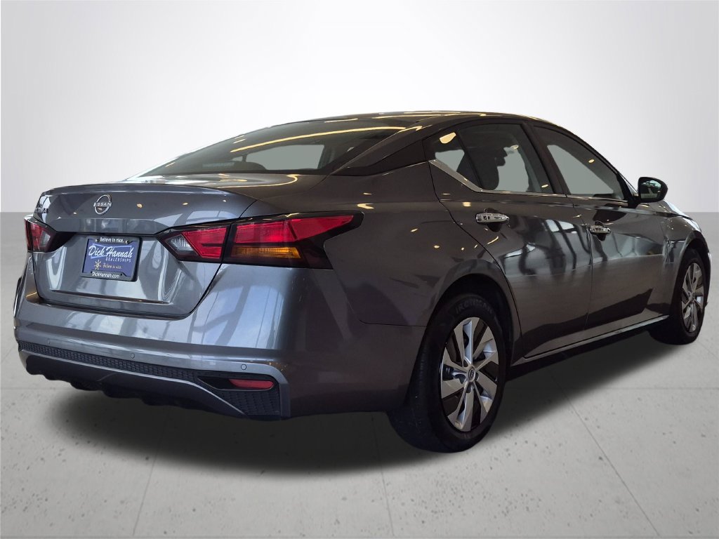 Used 2024 Nissan Altima 2.5 S FWD image 5