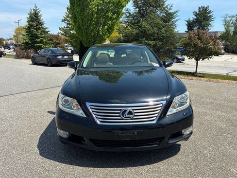 Used 2011 Lexus LS 460 L w/ Luxury Pkg AWD/4WD image 2