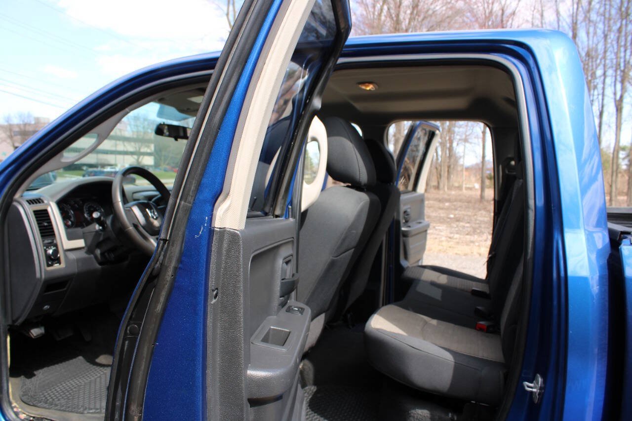 Used 2011 RAM 1500 ST w/ SXT Appearance Group AWD/4WD image 25