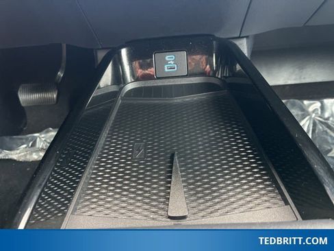 Used 2023 Ford Mustang Mach-E Premium image 35